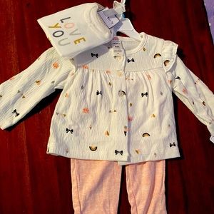 NWT Carter’s baby girl outfit - 6 months